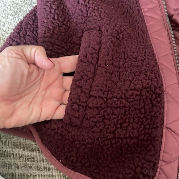 Abercrombie and Fitch Red Sherpa Jacket Size S - Picture 15 of 15